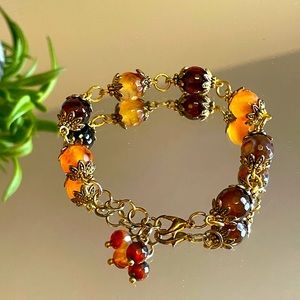 Beaded bracelet in semi precious gemstones